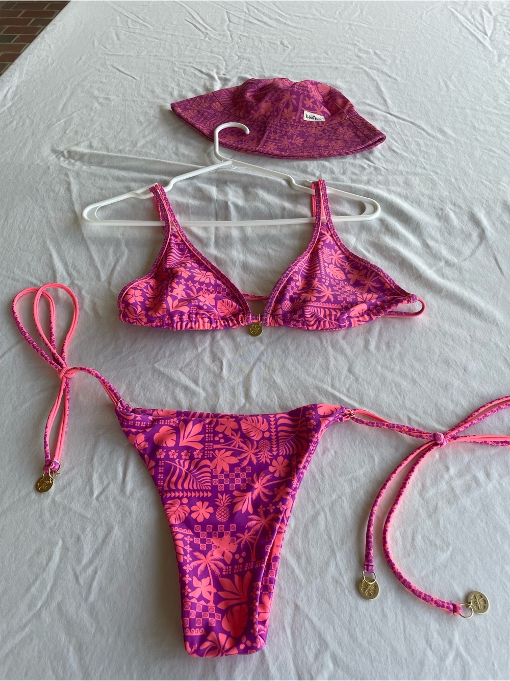 Kulani Kinis Tropical Print Bikini Set 2XL Pink Purple Beach + Bucket Hat (M/L) - Picture 5 of 9